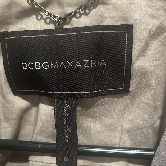 Beautiful BCBG MAXAZRIA Vest!!! LIKE NEW! - Picture 3 of 6